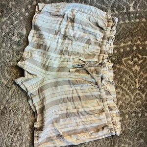 Women’s striped shorts
